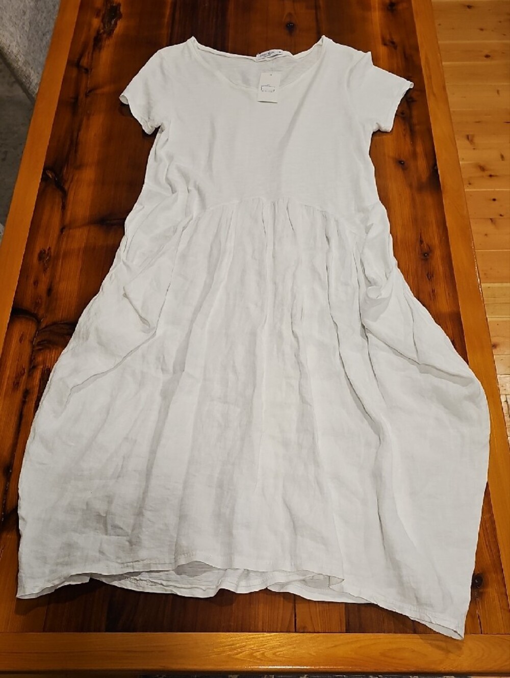 Linen and Cotton Cozy Pocket Midi Dress - Picture 2 of 9